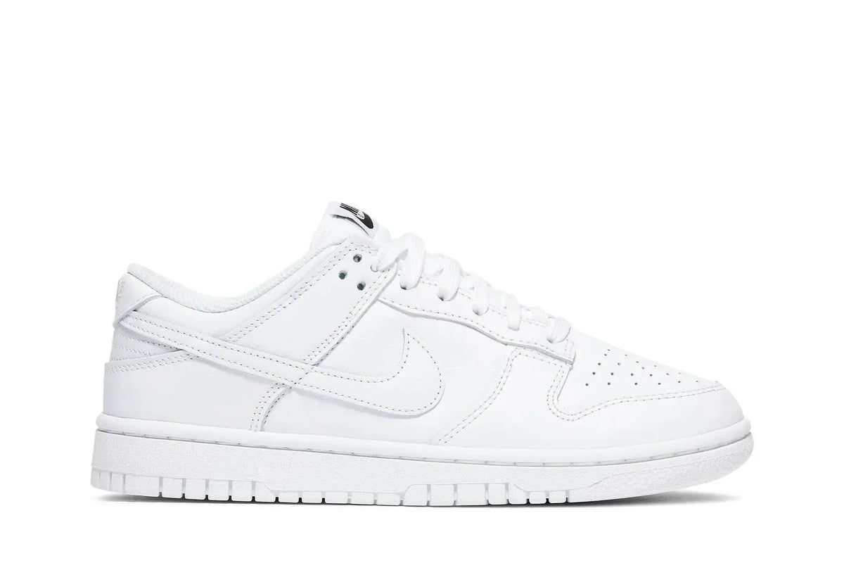 Tênis Nike Dunk Low Triple White - foto 1