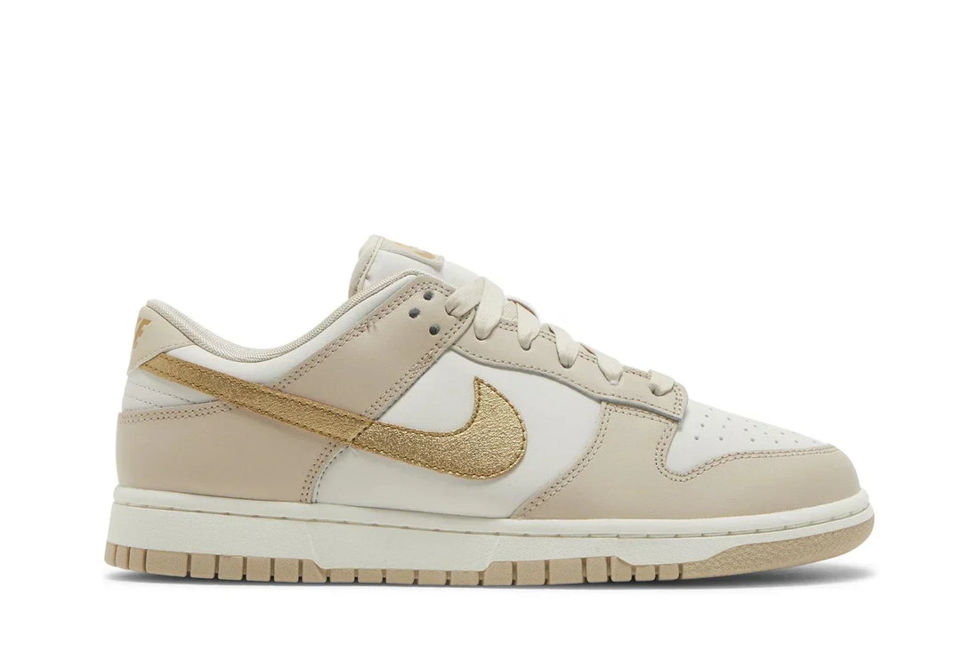 Tênis Nike Dunk Low Phantom Metallic Gold Dourado - foto 1