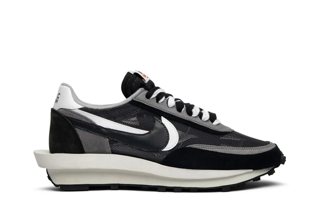 Tênis Nike LD Waffle x Sacai Black Preto - foto 1